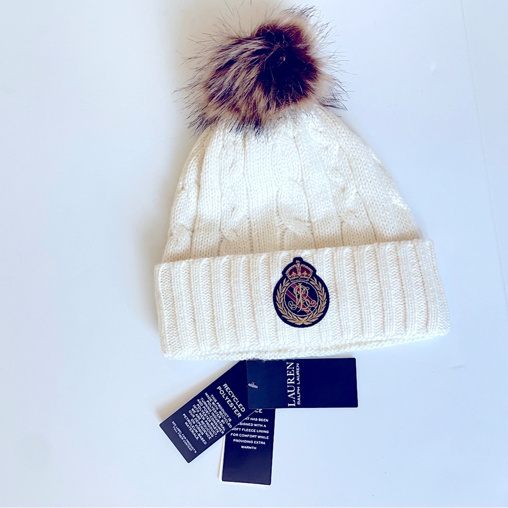 LAUREN RALPH LAUREN CREST-PATCH POM-POM CABLE WOMEN'S BEANIE